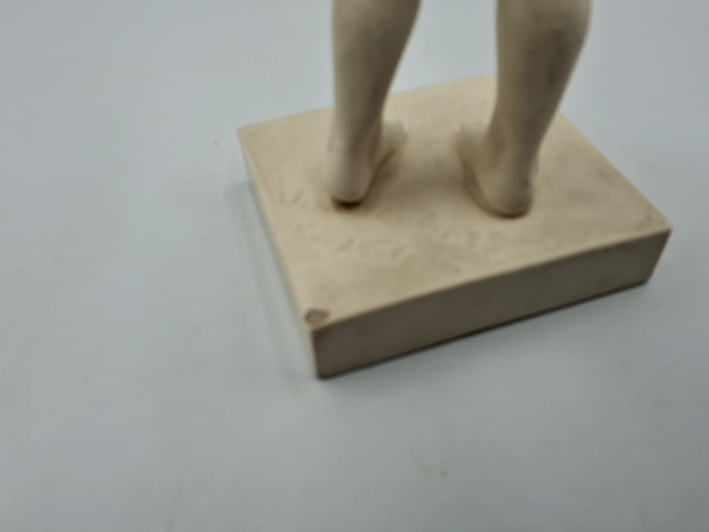 Isens Enke Figur